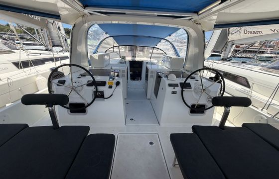 Jeanneau Sun Loft 47 Bluebell