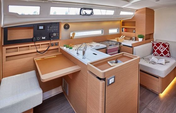 Jeanneau Sun Odyssey 410 Sunsail 23