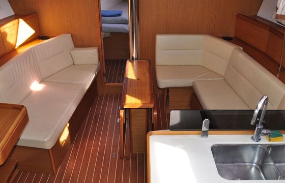 Jeanneau Sun Odyssey 42 i Coral Sea