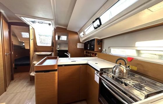 Jeanneau Sun Odyssey 410 Esprit du Solent