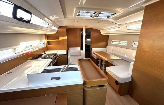 Jeanneau Sun Odyssey 410 Esprit du Solent