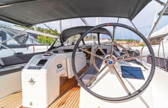 Jeanneau Sun Odyssey 410 First Date