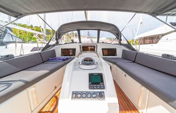 Jeanneau Sun Odyssey 410 First Date