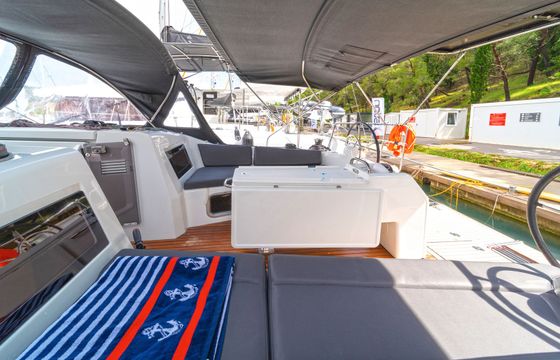 Jeanneau Sun Odyssey 410 First Date