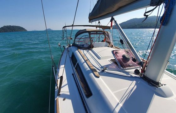 Jeanneau Sun Odyssey 33 Aqua
