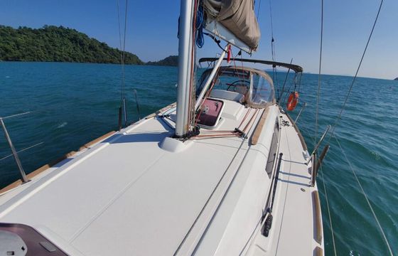 Jeanneau Sun Odyssey 33 Aqua