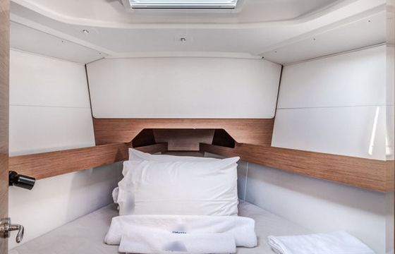 Jeanneau Sun Odyssey 349 Afrodite
