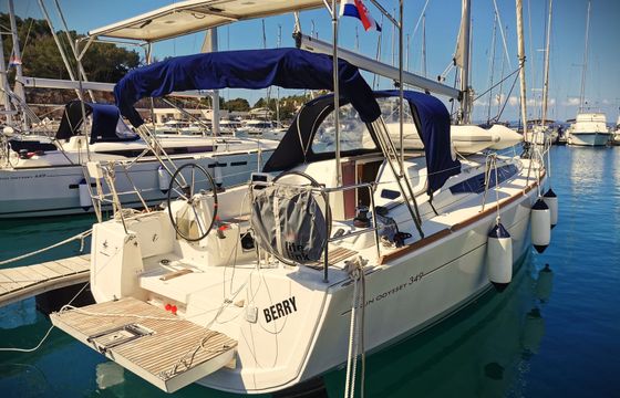 Jeanneau Sun Odyssey 349 Berry