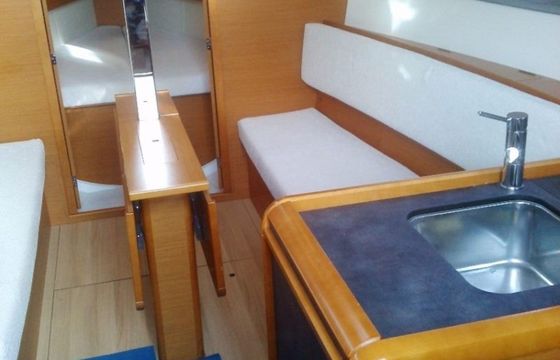 Jeanneau Sun Odyssey 349 Blue Dreams