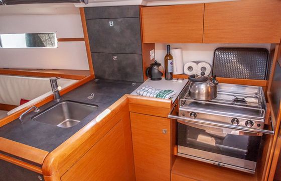 Jeanneau Sun Odyssey 349 Dimitra
