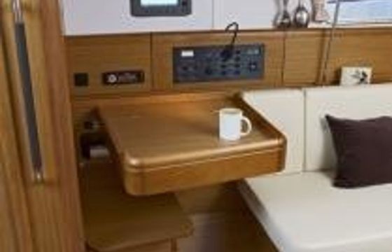 Jeanneau Sun Odyssey 42 i Taifun