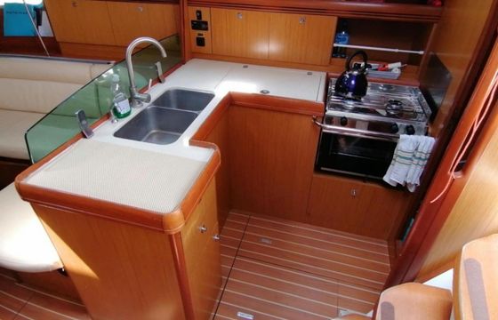 Jeanneau Sun Odyssey 42 i Tobago