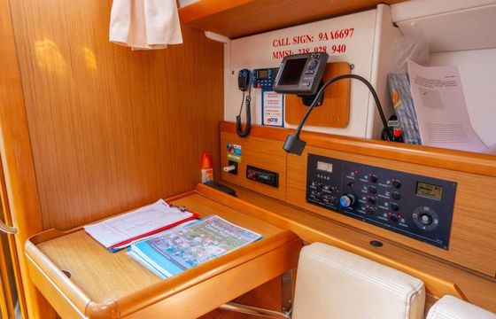 Jeanneau Sun Odyssey 42 i Winter Breeze