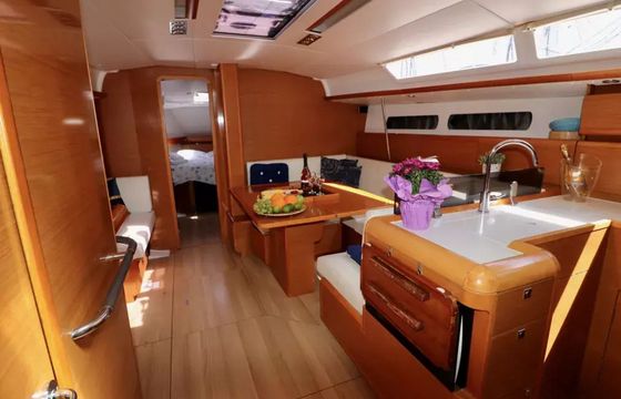 Jeanneau Sun Odyssey 439 Lady Linda