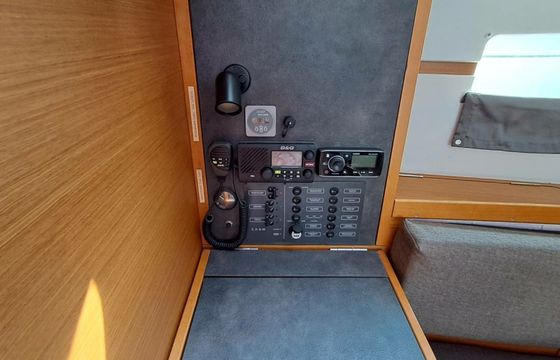 Jeanneau Sun Odyssey 349 Fatu Hiva 3