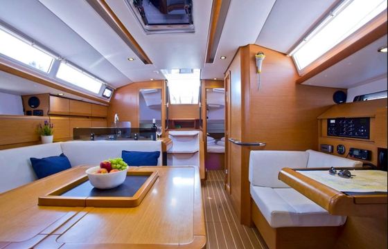 Jeanneau Sun Odyssey 409 Cavalier