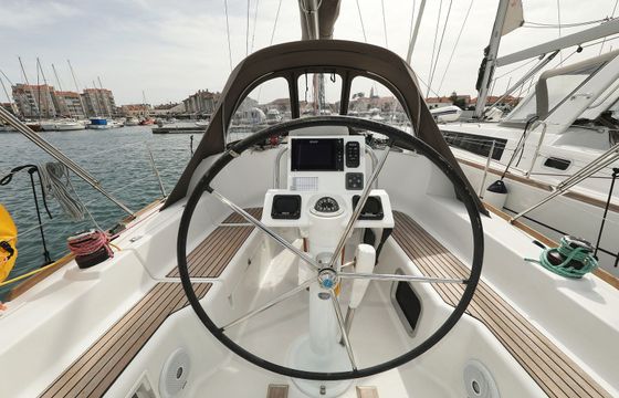 Jeanneau Sun Odyssey 33i Cosma