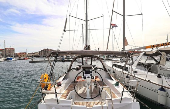 Jeanneau Sun Odyssey 33i Cosma