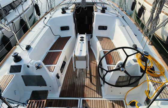 Jeanneau Sun Odyssey 349 Ana