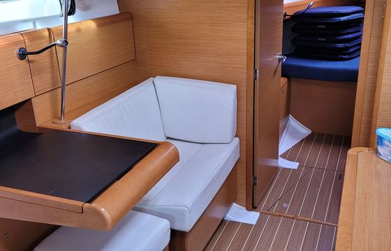 Jeanneau Sun Odyssey 41 Smile Big