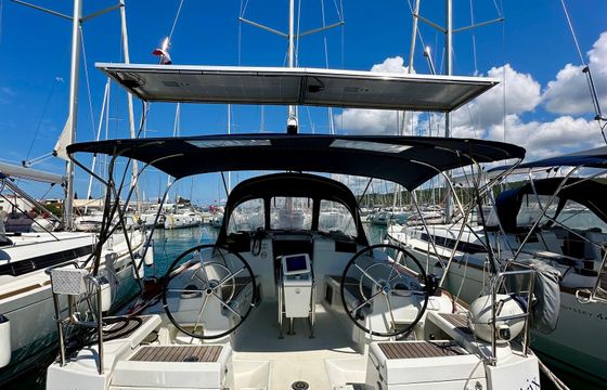 Jeanneau Sun Odyssey 419 Hendrix