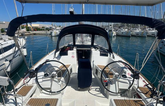 Jeanneau Sun Odyssey 419 Hendrix