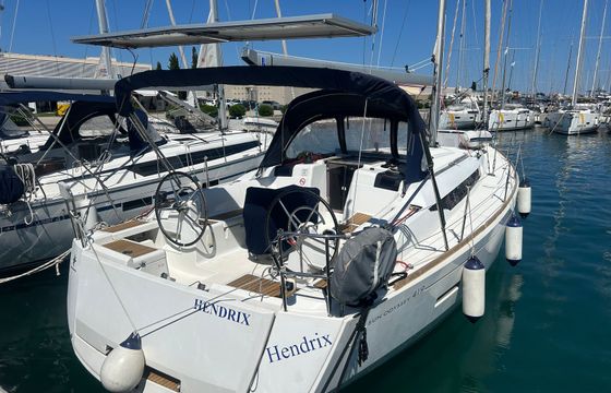 Jeanneau Sun Odyssey 419 Hendrix