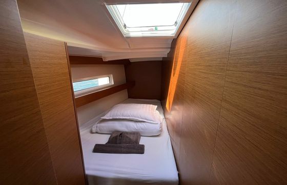 Jeanneau Sun Odyssey 440 Art Vandelay