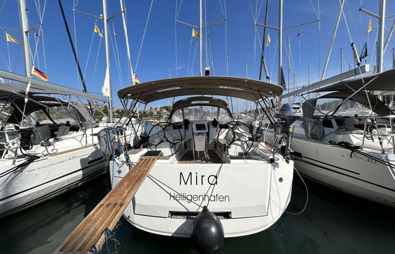 Jeanneau Sun Odyssey 419 Mira