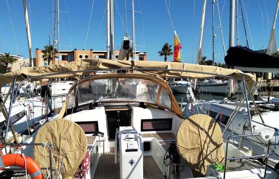 Jeanneau Sun Odyssey 440 Corcho 13