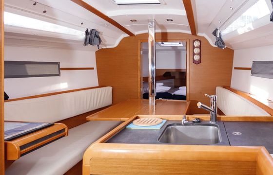 Jeanneau Sun Odyssey 349 Siberia