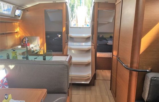 Jeanneau Sun Odyssey 419 Zephyrus