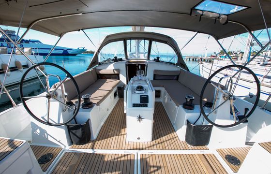 Jeanneau Sun Odyssey 440 Endeavour