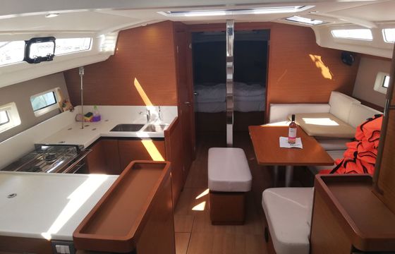Jeanneau Sun Odyssey 440 Petra