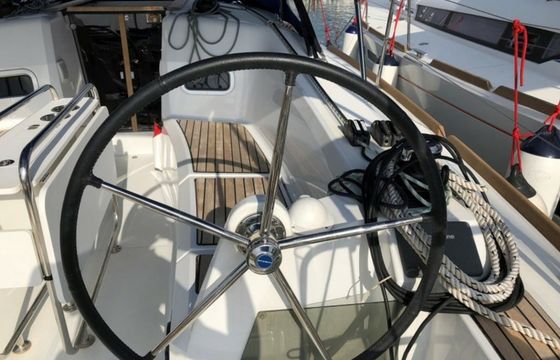 Jeanneau Sun Odyssey 349 Sunsail 19