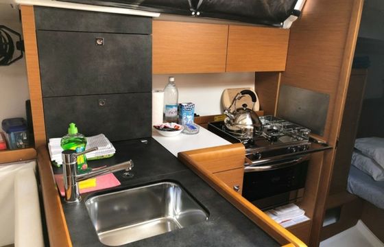 Jeanneau Sun Odyssey 349 Sunsail 19