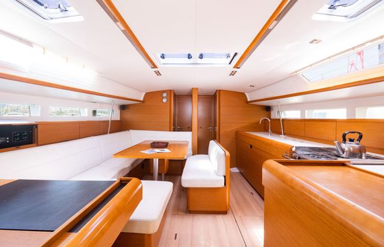 Jeanneau Sun Odyssey 440 Simoun