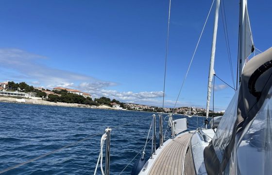Jeanneau Sun Odyssey 410 Rosso Bianco