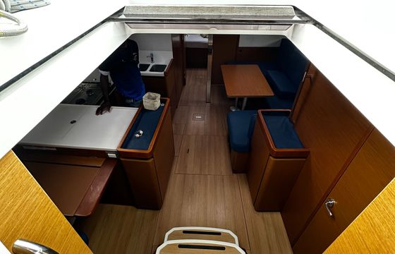 Jeanneau Sun Odyssey 440 Latika