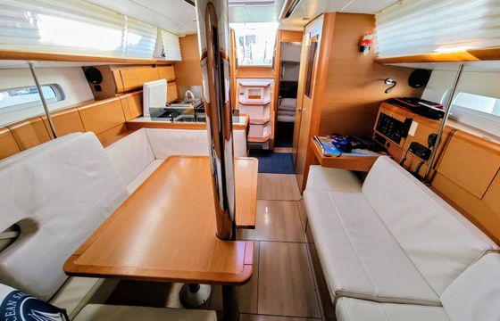 Jeanneau Sun Odyssey 379 Soprano