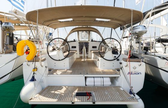 Jeanneau Sun Odyssey 380 Albion