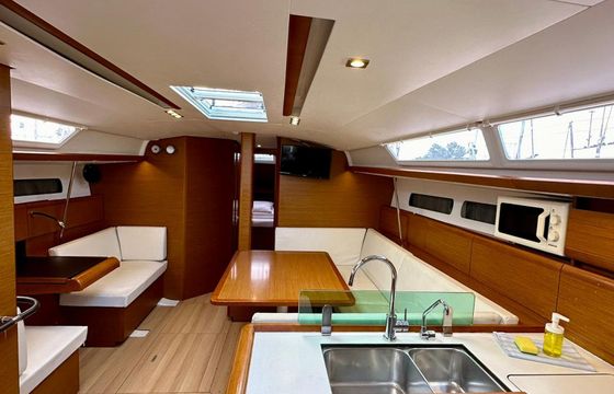 Jeanneau Sun Odyssey 449 Baez