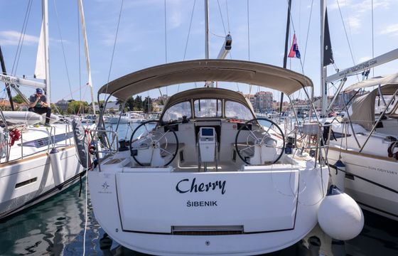 Jeanneau Sun Odyssey 449 Cherry