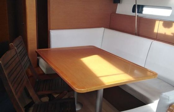 Jeanneau Sun Odyssey 449 Diarch 3