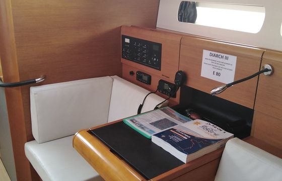 Jeanneau Sun Odyssey 449 Diarch 3