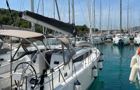 Jeanneau Sun Odyssey 380 Lidija