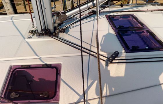Jeanneau Sun Odyssey 440 Summer Salt