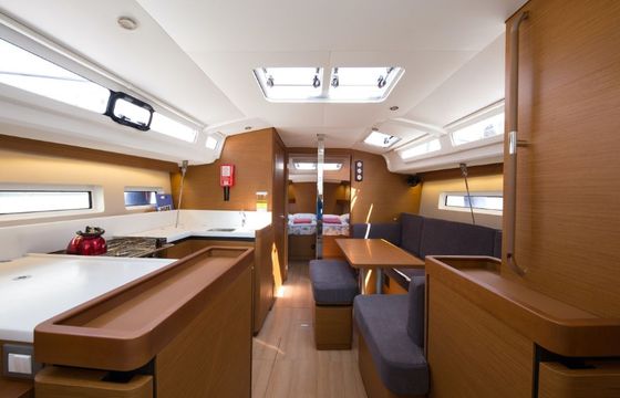 Jeanneau Sun Odyssey 440 Suncity 4