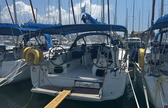 Jeanneau Sun Odyssey 380 Sunsail 22