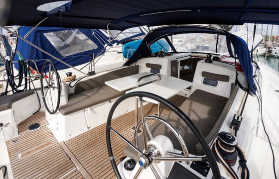 Jeanneau Sun Odyssey 380 Phoenix